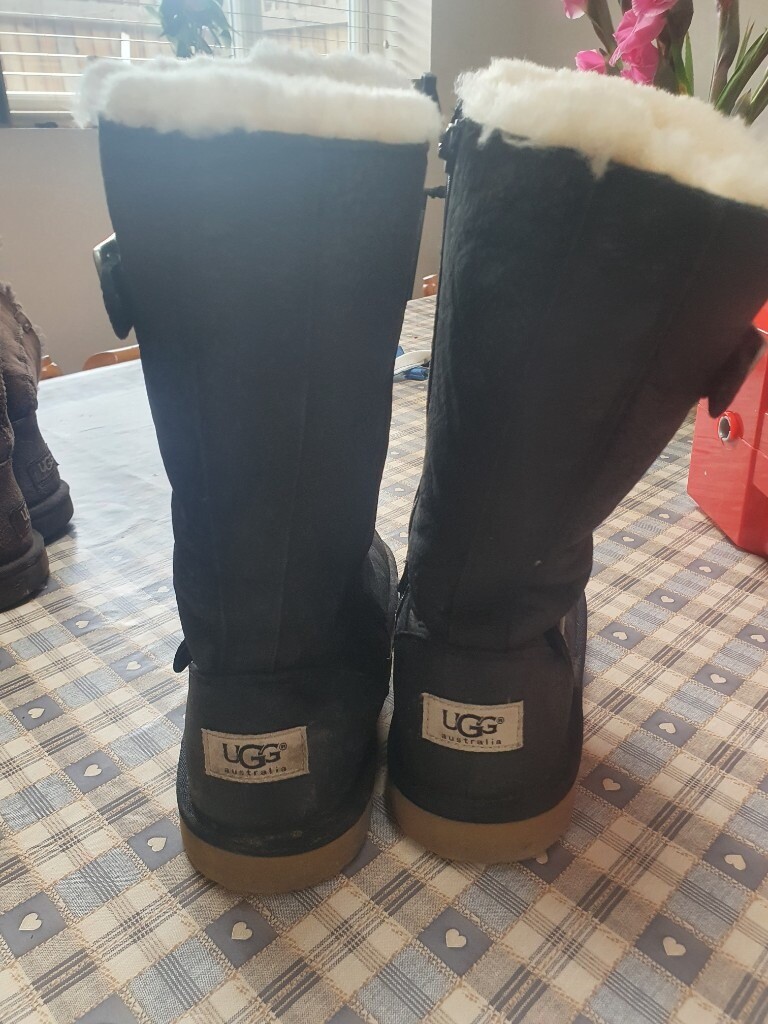 Ugg boots size 3 | in Blaydon-on-Tyne 